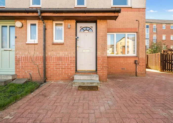 I'M Your Host - Bridgeton House Glasgow