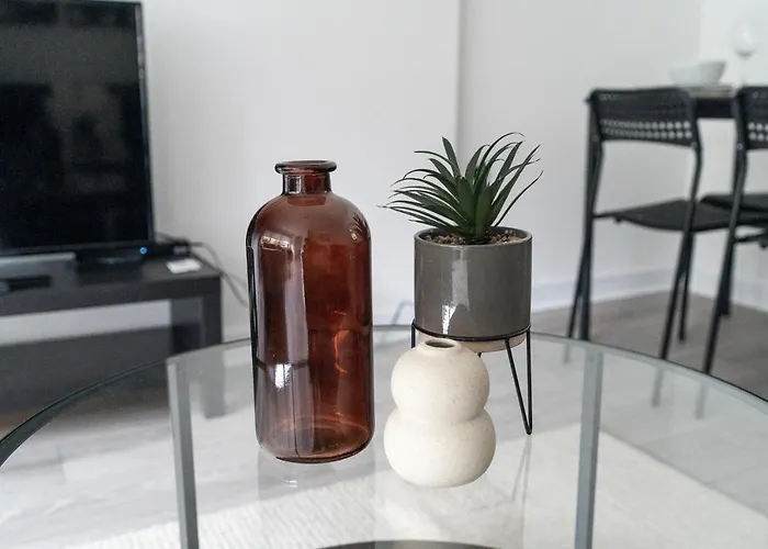 2 Bdr House By Caledonia Luxe Stays Short Lets & Serviced Accommodation Glasgow